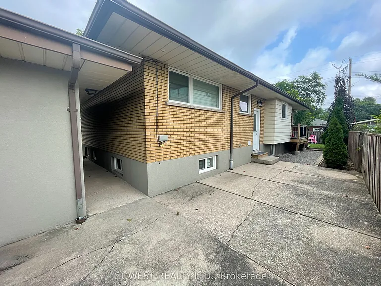 42 Briarwood Cres #LOWER — Photo 14