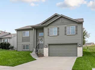 7762 S 191st St, Omaha, NE 68136