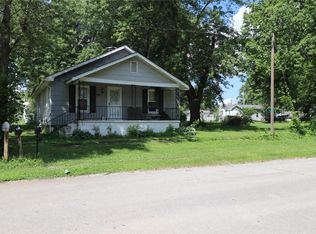 701 Spruce St, Bismarck, MO 63624