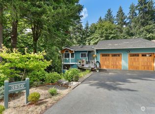 3850 NE Belmont Pl, Bremerton, WA