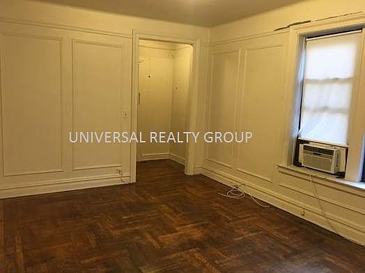 2nd image of 3036 34th St #E