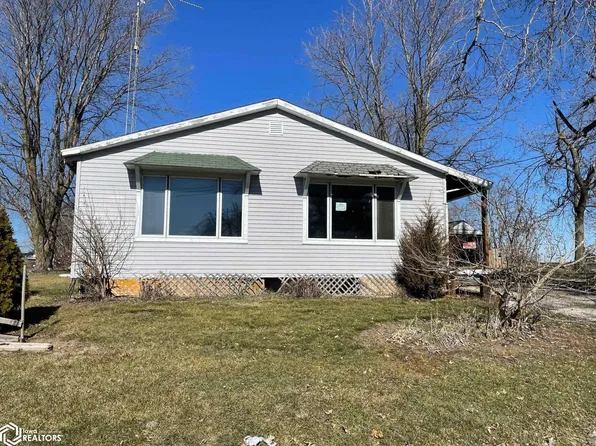 684 26th Ave, Roseville, IL 61473