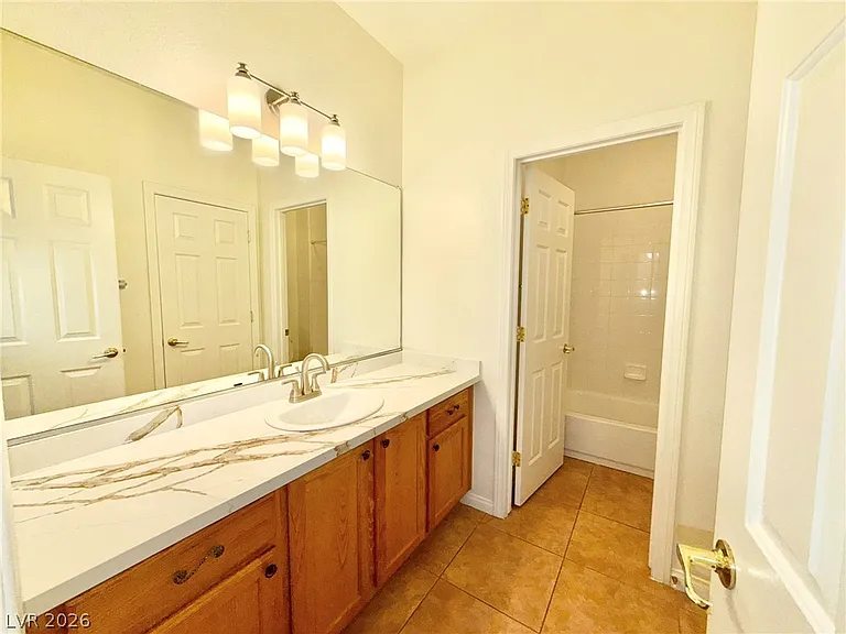 1405 European Dr — Photo 31