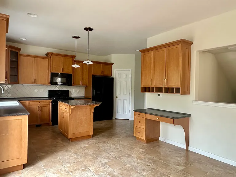 3733 Woodlake Rd — Photo 5