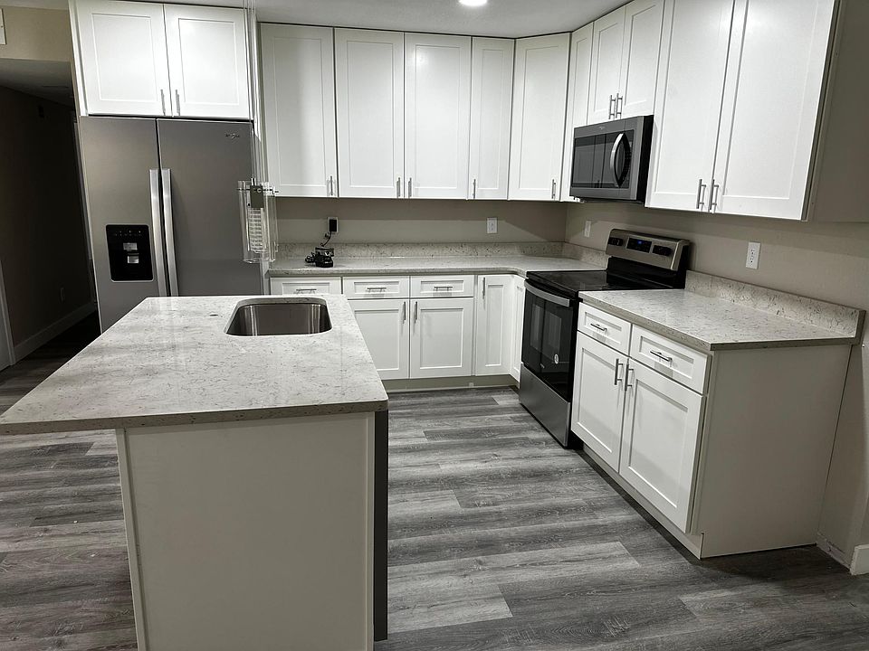 1st image of 6408 Hunters Glen Dr