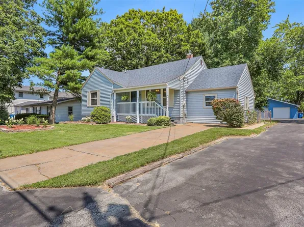 163 S Kingdom St, Bethalto, IL 62010