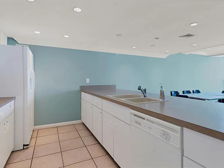 4485 Gulf Of Mexico Dr #Penthouse 2 — Photo 30
