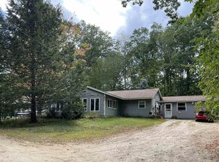 134 Concord Rd, Lee, NH 03861