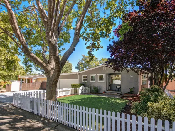 766 Plaza Hermosa, Novato, CA 94947
