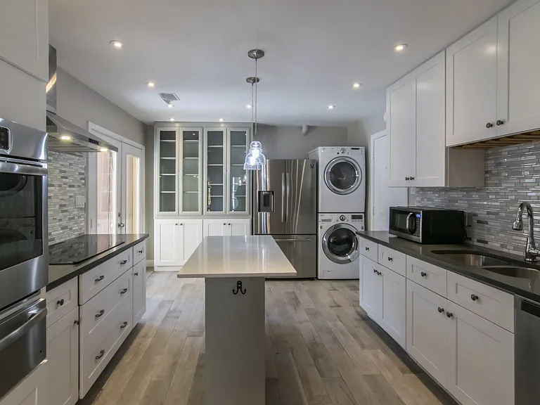 3142 Royal Gable Dr — Photo 15