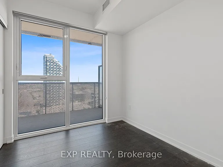 20 Richardson St #2710 — Photo 18