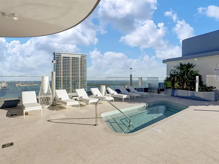 1000 Brickell Plz #1904 — Photo 22