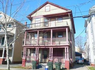 160 Oakland Ave, Providence, RI 02908