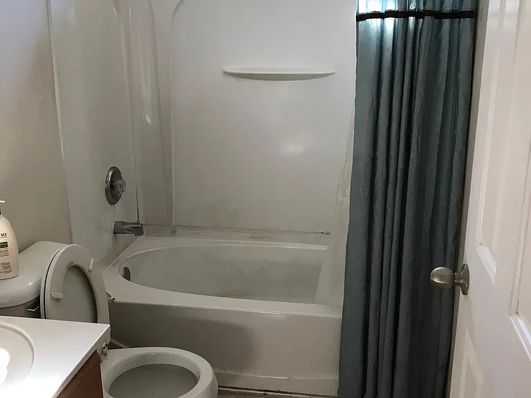 1704 Haleys Hope Ct — Photo 9