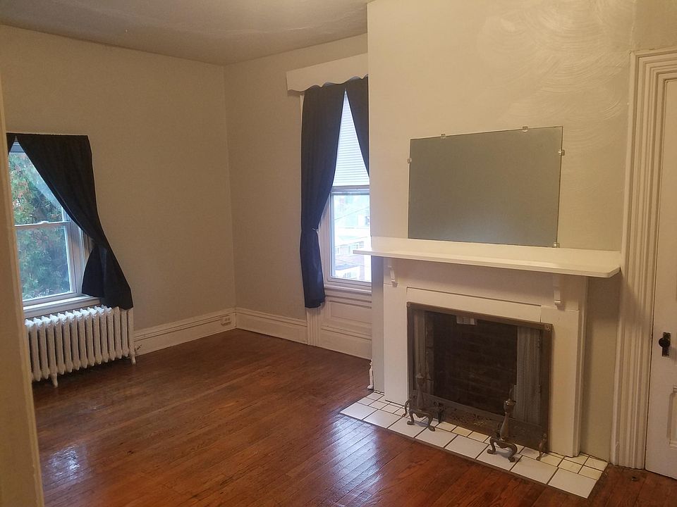 1st image of 425 N Main St APT 2D