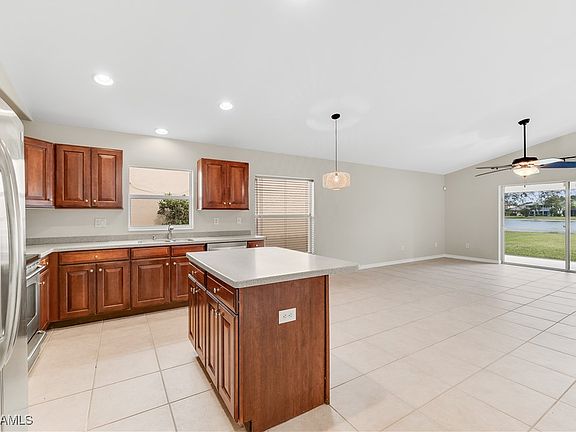 4th image of 12340 Jewel Stone Ln