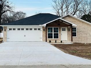 203 NE 2nd St, Atkins, AR 72823