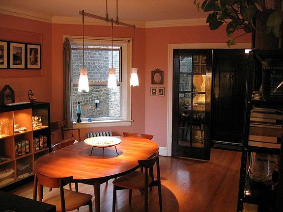 Wall colors and light fixture have been updated.