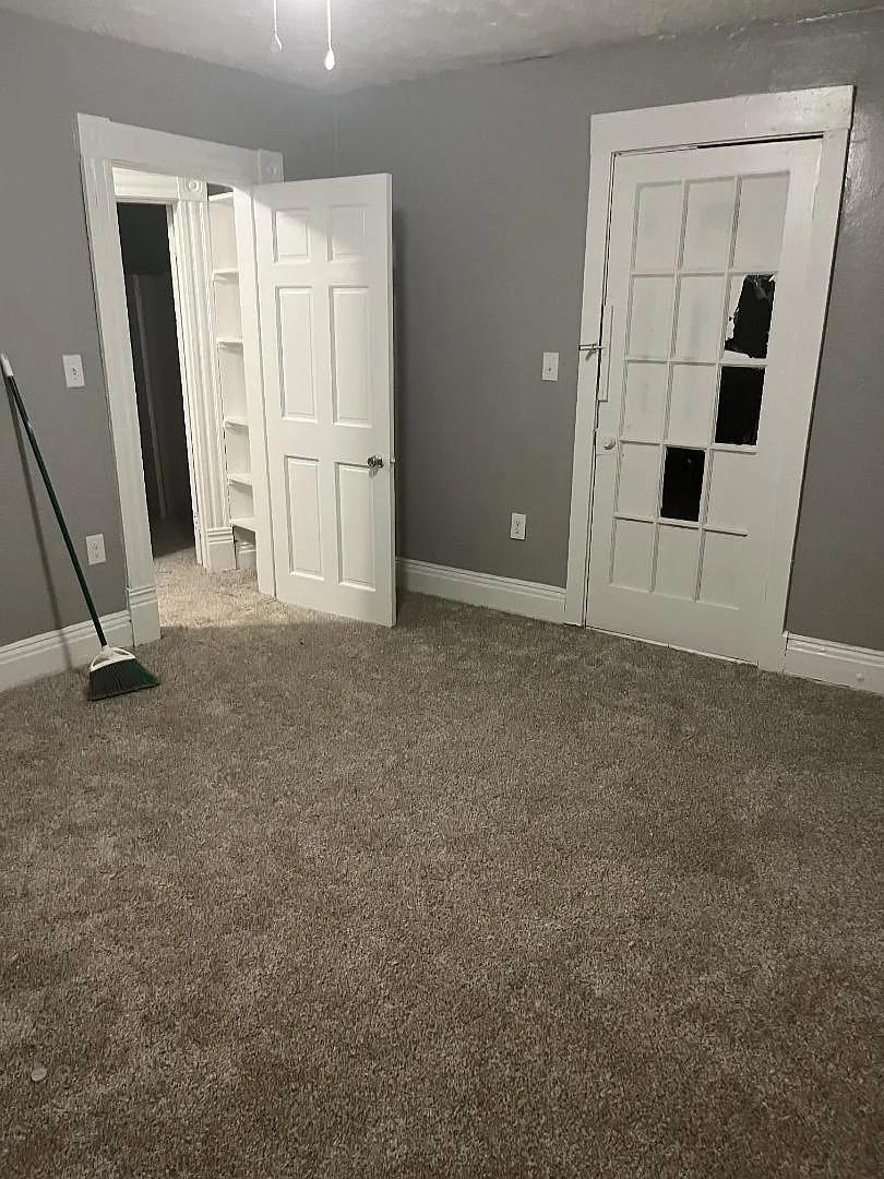 2 bed, 700 sqft, $950 — Photo 4