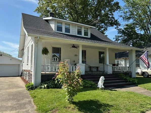 418 Parkway St, Hardin, MO 64035