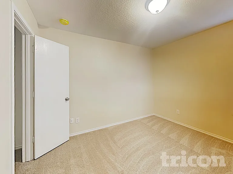 635 Cherokee Blvd — Photo 10