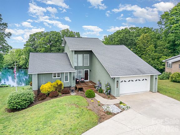 2nd image of 3005 Vernell Ln