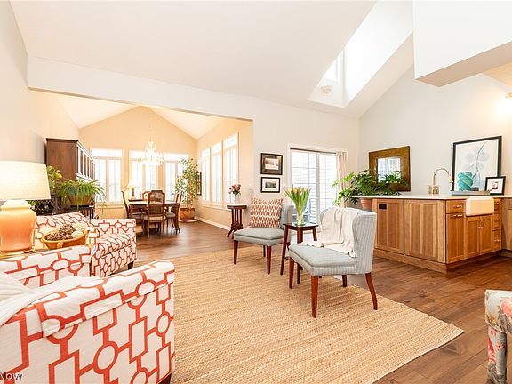 3rd image of 5608 S Greenway Ct #A