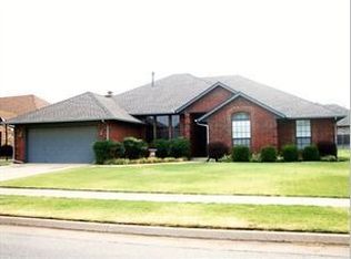 10709 Longview Dr, Oklahoma City, OK 73162