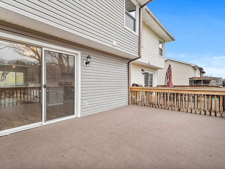 202D Stark Ave — Photo 21