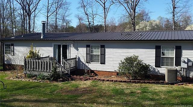 1st image of 6221 Sherwood Ln