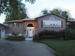1112 2nd Ave, Aurora, NE 68818