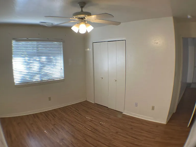 1728 N West St #B — Photo 15