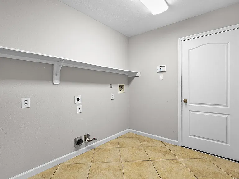 25910 N Lakefair Dr — Photo 27