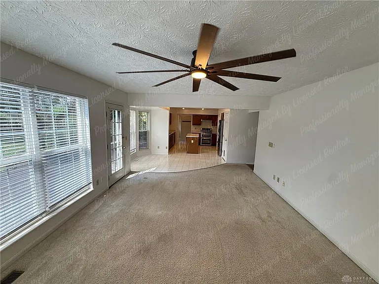 4311 Limerick Ln — Photo 24