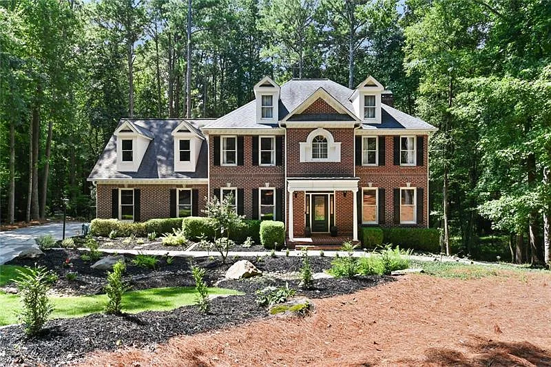 2115 Country Ridge Rd photo 1