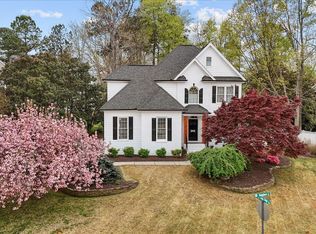 1300 Linden Ridge Dr, Holly Springs, NC 27540