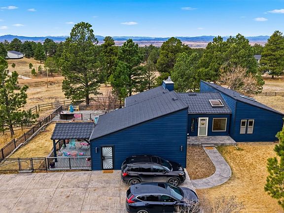 2nd image of 6848 N Trailway Circle