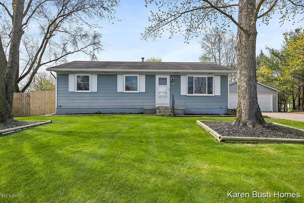 1710 Margaret Dr photo 1