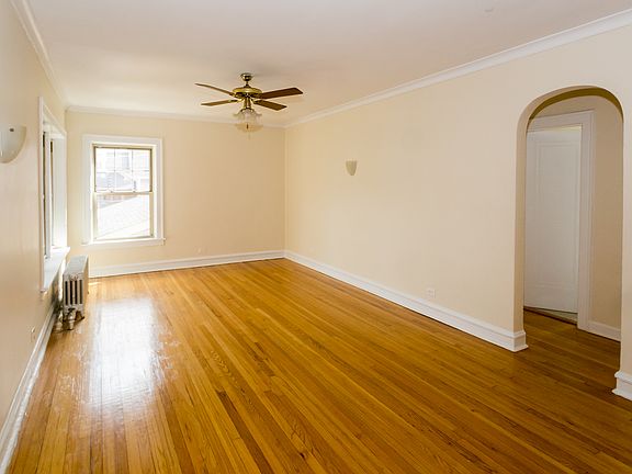 5th image of 914 Crain St APT B-3s