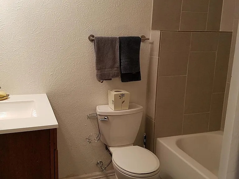 Downstairs Bedrm Bathroom