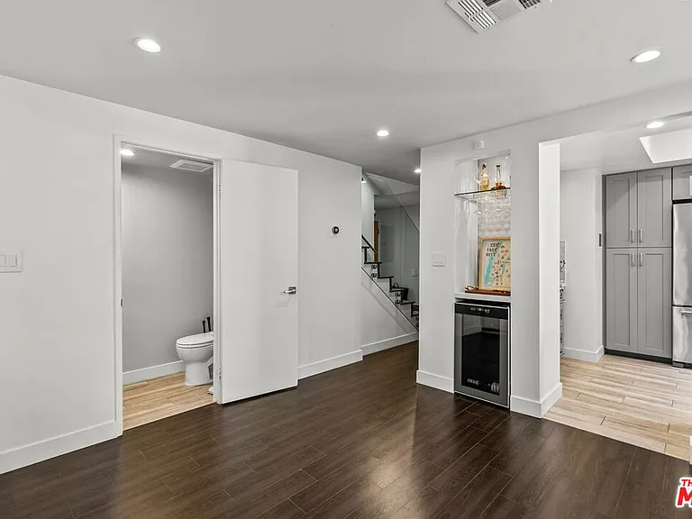 2909 Arizona Ave #15 — Photo 11