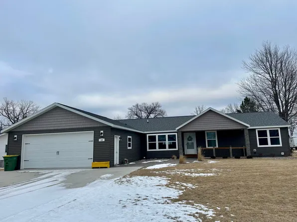 184 Shoreview Dr, Marshall, MN 56229