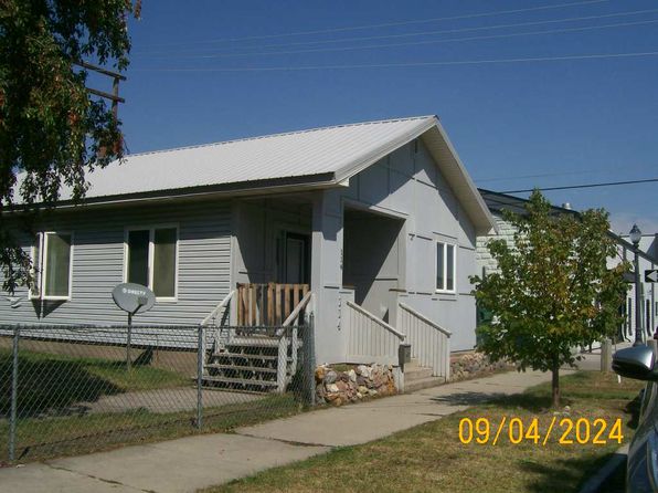 114 W Clark St