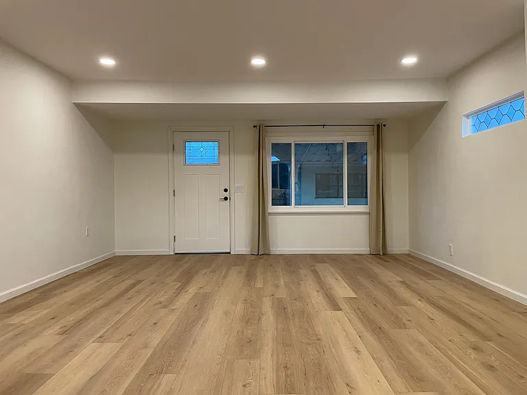 1191 Hillside St #1 — Photo 4