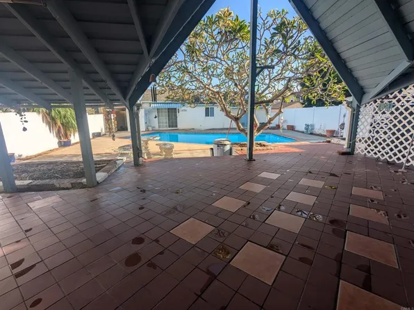 1219 Chalcedony St, San Diego, CA 92109