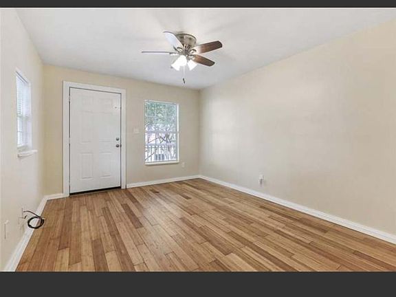 2nd image of 1519 Joliet St