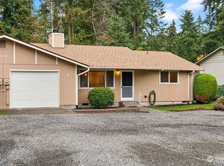 828 34th Ave NW #2, Gig Harbor, WA 98335