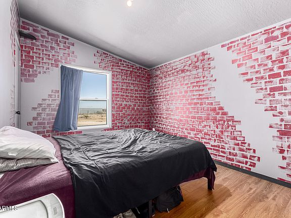 4th image of 603 N FALTON Road