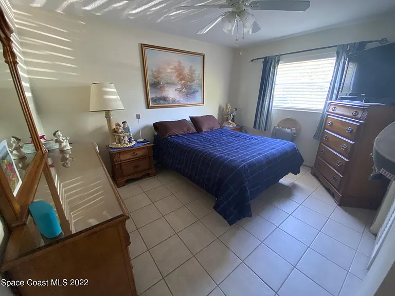 610 Jefferson Ave #2-1 — Photo 2