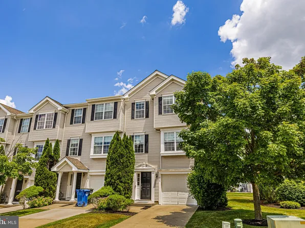 1036 Buckingham Dr, Thorofare, NJ 08086